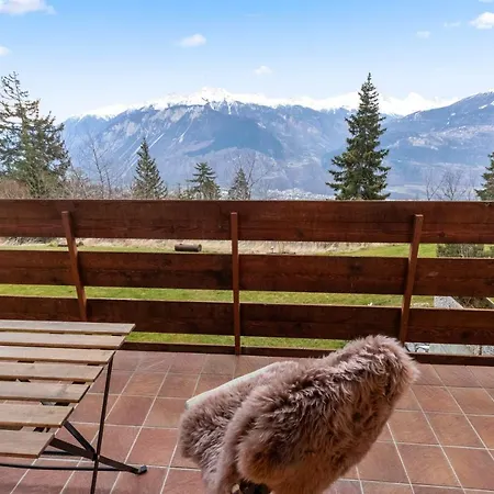 Renove Avec Vue Imprenable Sur Les Alpes