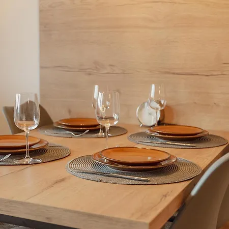 Renove Avec Vue Imprenable Sur Les Alpes * 크란스몬타나