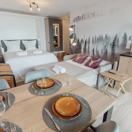 Renove Avec Vue Imprenable Sur Les Alpes Lägenhet *
